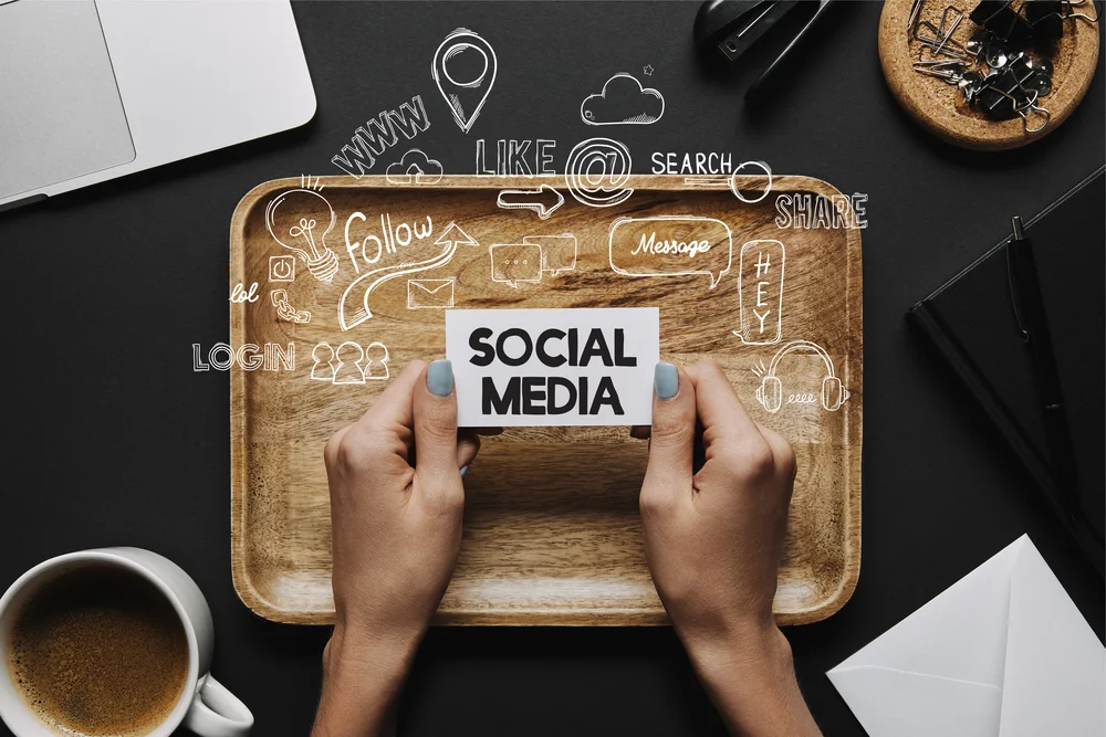 Strategies for Engaging in Politics on Social Media for Politicians and Political Influencers